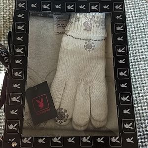 Gorgeous Playboy scarf and gloves set!